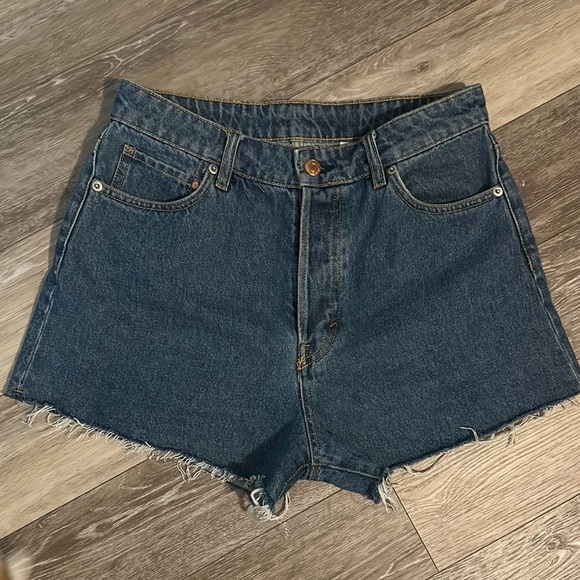 H&M | & Denim Vintage Shorts High Waisted Blue Distressed Cut-Off Button Dly - Picture 1 of 7